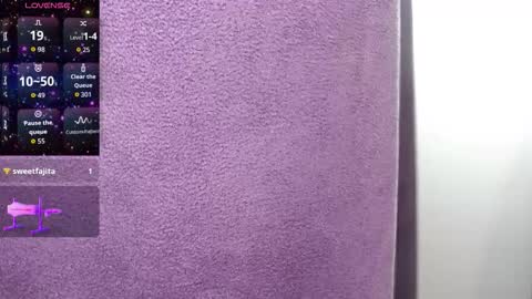 Snapshot of alicia_beggs chatting on October 2025 09:41:01 AM alicia beggs online show from October 2025 09:41:01 AM