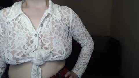 Snapshot of alicia_folow chatting on February 2025 03:45:02 PM Alicia online show from February 2025 03:45:02 PM