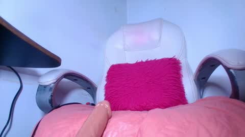 Alicia Kyse  online show from January 2025 09:15:01 AM