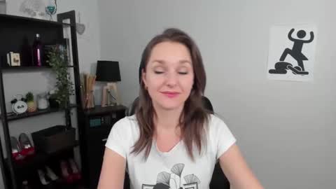 Alicia online show from December 2024 06:14:01 PM