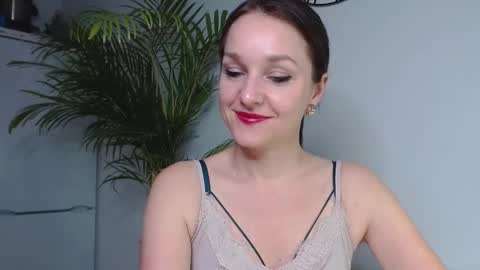 Alicia online show from December 2024 03:41:02 PM