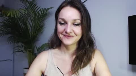 Alicia online show from January 2025 04:18:02 PM