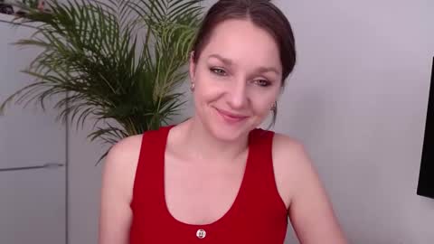 Alicia online show from March 2025 10:57:01 AM