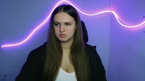 Alicie online show from October 2025 11:07:01 AM