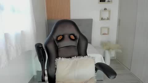 Snapshot of aliessiarose1 chatting on September 2025 10:59:02 AM Ali online show from September 2025 10:59:02 AM