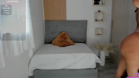 Snapshot of aliessiarose1 chatting on October 2025 11:07:02 AM Ali online show from October 2025 11:07:02 AM