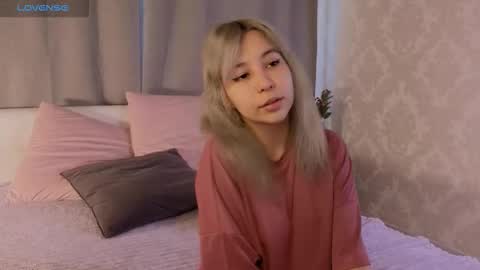 Im Alika online show from September 2025 04:15:01 AM