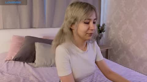 Im Alika online show from September 2025 04:05:01 AM