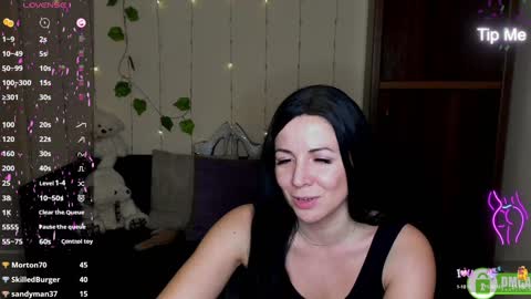 Alika online show from December 2024 12:55:02 PM