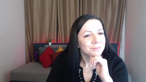 Alika online show from December 2024 12:23:01 PM
