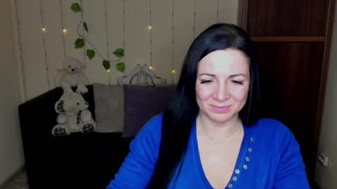 Alika online show from December 2024 12:40:02 PM