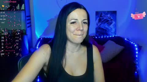 Alika online show from January 2025 03:36:02 PM