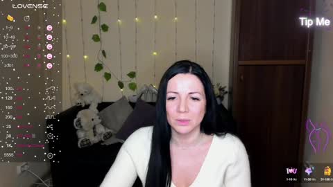 Alika online show from January 2025 01:03:02 PM