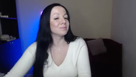 Alika online show from January 2025 12:40:02 PM