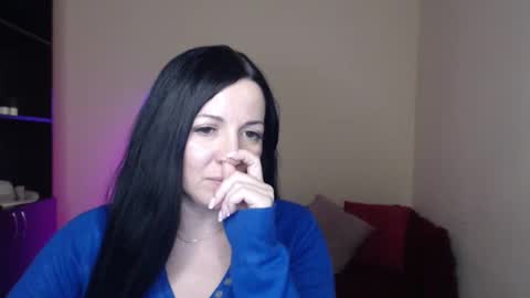 Alika online show from February 2025 03:49:01 PM