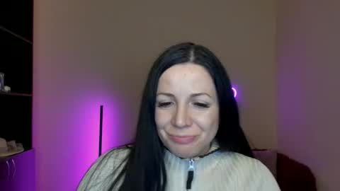 Alika online show from February 2025 01:08:02 PM