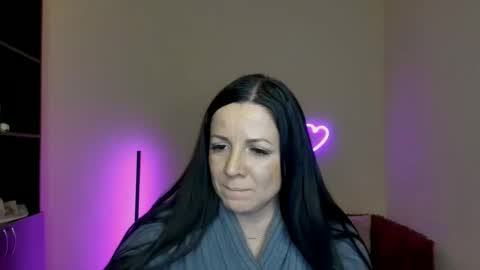 Alika online show from February 2025 09:43:02 AM