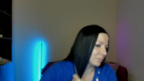 Alika online show from March 2025 01:46:01 PM