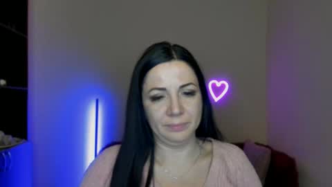 Alika online show from March 2025 12:37:01 PM