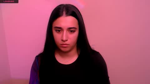 Snapshot of alinaasti_ chatting on November 2025 08:47:02 AM Alina online show from November 2025 08:47:02 AM