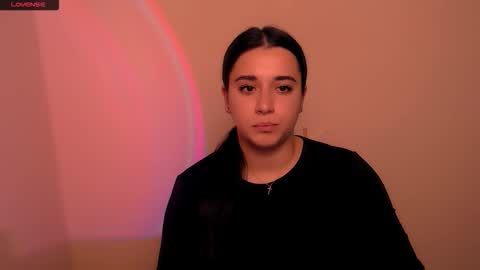 Snapshot of alinaasti_ chatting on December 2025 08:23:01 AM Alina online show from December 2025 08:23:01 AM