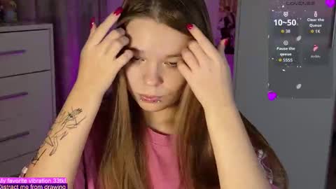 Snapshot of alinabae chatting on September 2025 08:11:02 PM Alina and Ben online show from September 2025 08:11:02 PM