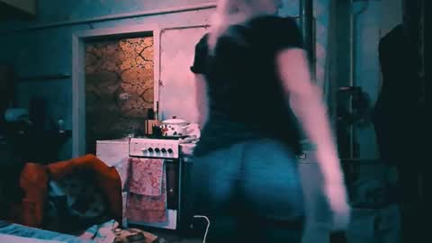 Snapshot of alinafrey_ chatting on October 2025 10:44:01 AM Alina online show from October 2025 10:44:01 AM