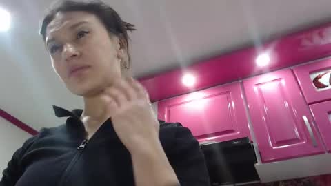 Snapshot of alipetite_ chatting on October 2025 12:08:02 AM alipetite online show from October 2025 12:08:02 AM