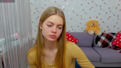 alisa_glamur online show from January 2025 12:47:02 PM