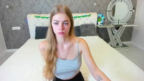 alisa_glamur online show from January 2025 03:04:02 PM