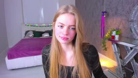 alisa_glamur online show from February 2025 02:41:01 PM