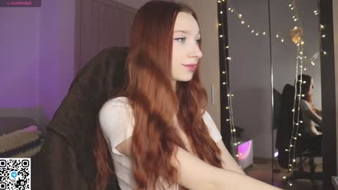 Snapshot of alisaa_01 chatting on January 2025 03:17:02 AM Alice Fansly Alisa01 online show from January 2025 03:17:02 AM