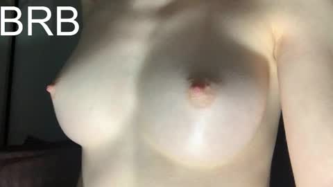 Snapshot of alisaa_01 chatting on November 2025 01:38:01 AM Alice Fansly Alisa01 online show from November 2025 01:38:01 AM