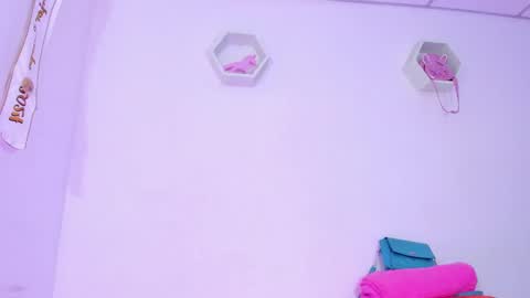 Snapshot of alisiacollinsss chatting on December 2024 08:18:01 PM Alisia online show from December 2024 08:18:01 PM