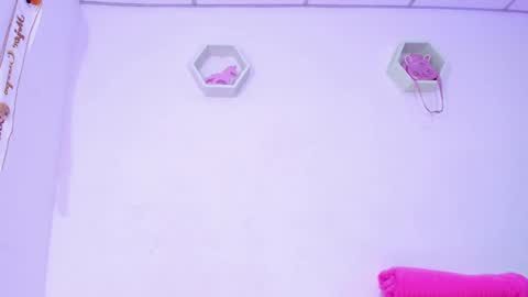 Snapshot of alisiacollinsss chatting on December 2024 06:03:02 PM Alisia online show from December 2024 06:03:02 PM