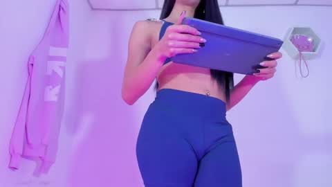 Snapshot of alisiacollinsss chatting on January 2025 06:13:02 AM Alisia online show from January 2025 06:13:02 AM