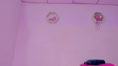 Snapshot of alisiacollinsss chatting on January 2025 03:58:01 PM Alisia online show from January 2025 03:58:01 PM