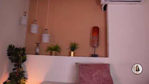 Snapshot of alison222_ chatting on November 2025 08:19:02 PM A L I S O N online show from November 2025 08:19:02 PM