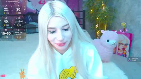 Snapshot of alison_moonlight chatting on February 2025 05:18:02 PM Alison online show from February 2025 05:18:02 PM