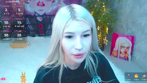 Snapshot of alison_moonlight chatting on February 2025 11:20:01 PM Alison online show from February 2025 11:20:01 PM