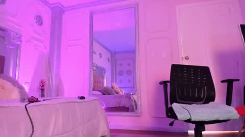 Alison Fishert online show from February 2025 03:04:01 PM