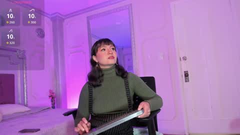 Alison Fishert online show from September 2025 12:38:02 PM