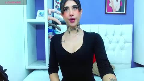 aliss_diiaz online show from March 2025 08:22:01 PM