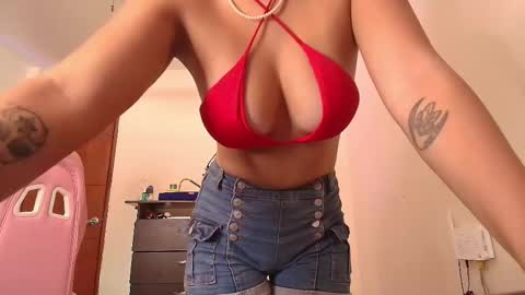 Snapshot of alissa_grey2 chatting on September 2025 01:56:01 PM Alissa online show from September 2025 01:56:01 PM