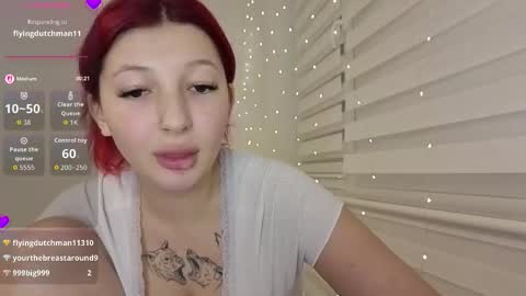 alissa_kiss_ online show from October 2025 06:32:01 PM