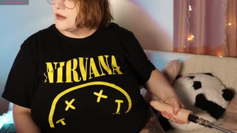 Snapshot of alissa_styles chatting on December 2024 12:50:02 PM Alissa online show from December 2024 12:50:02 PM