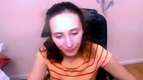Alissa online show from October 2025 09:10:01 AM