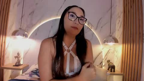 Alissa online show from February 2025 03:09:01 AM
