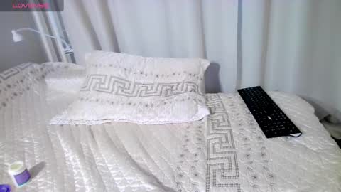 im Allise online show from December 2024 07:19:02 AM