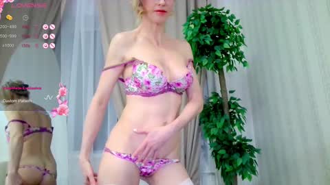im Allise online show from March 2025 04:23:02 AM